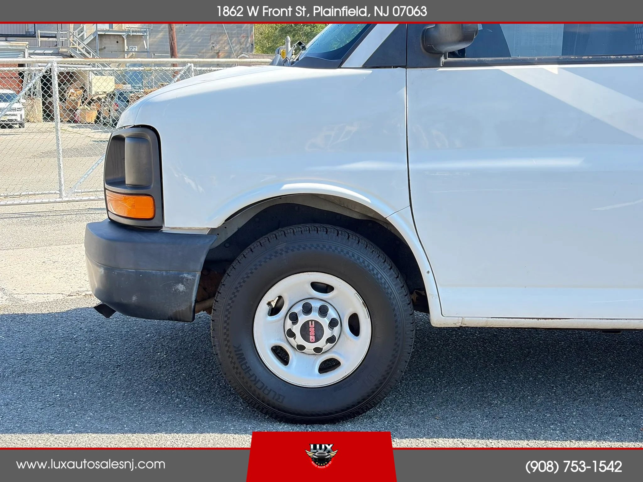 Used 2015 GMC Savana 3500 RWD image 13