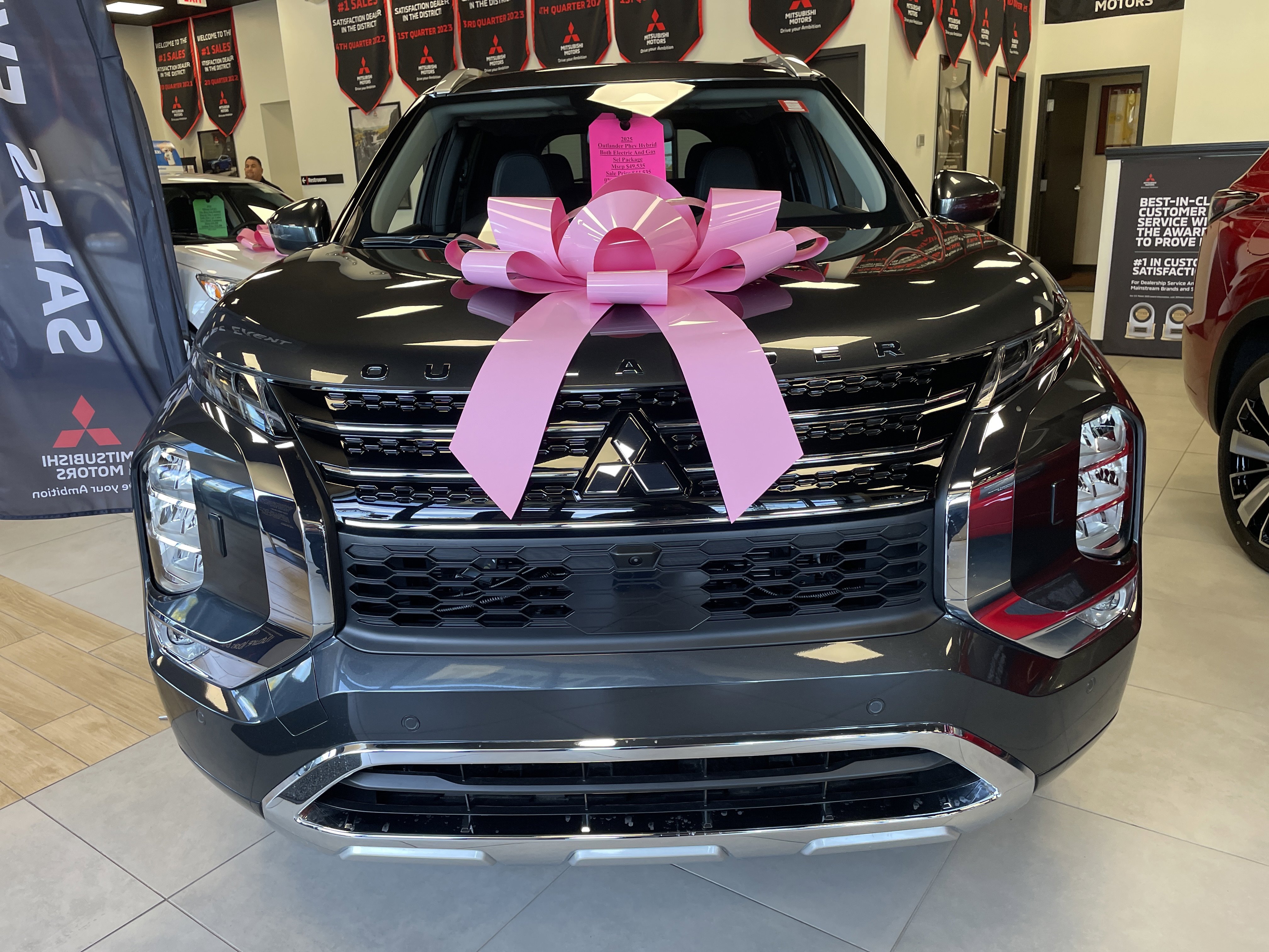 New 2025 Mitsubishi Outlander SEL image 2