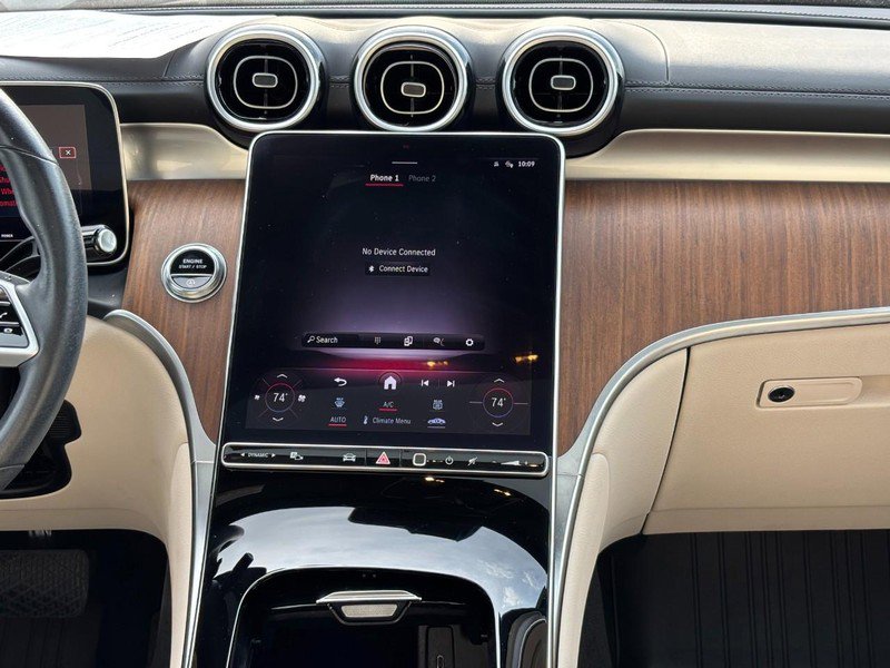 Used 2023 Mercedes-Benz GLC 300 4MATIC image 13