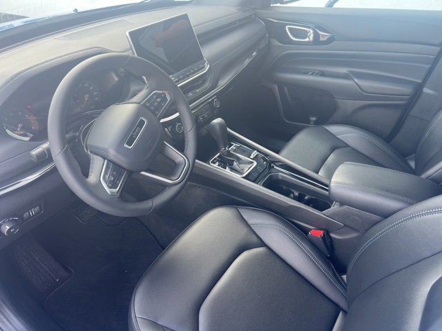 Used 2026 Jeep Compass Limited image 8