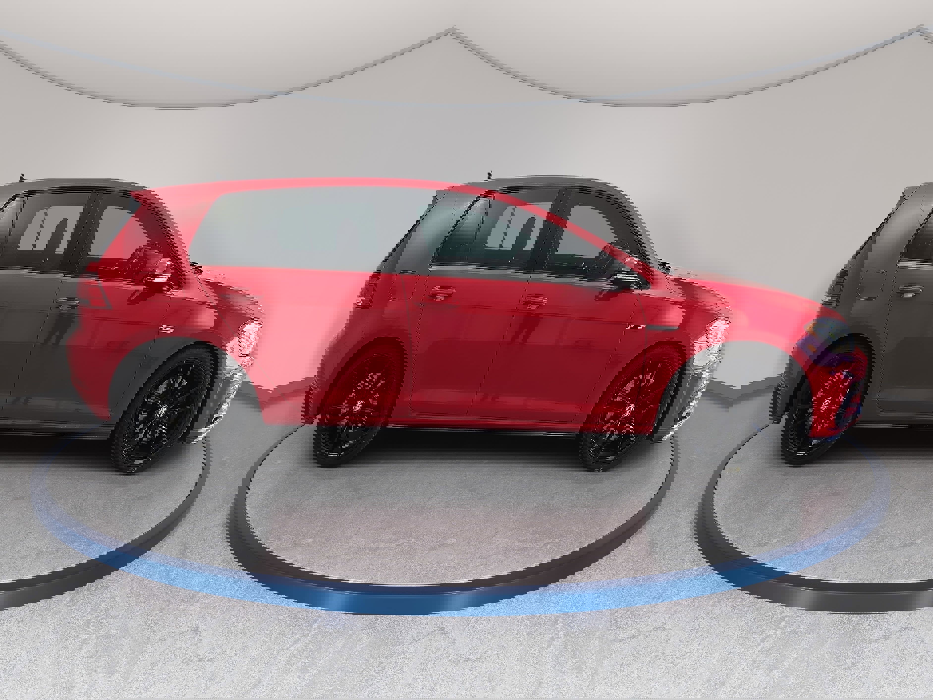 Used 2019 Volkswagen Golf R 4-Door image 4