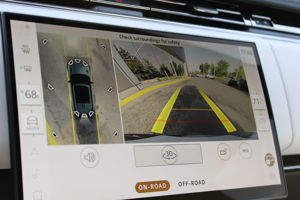 Used 2024 Land Rover Range Rover Sport SE AWD/4WD image 21