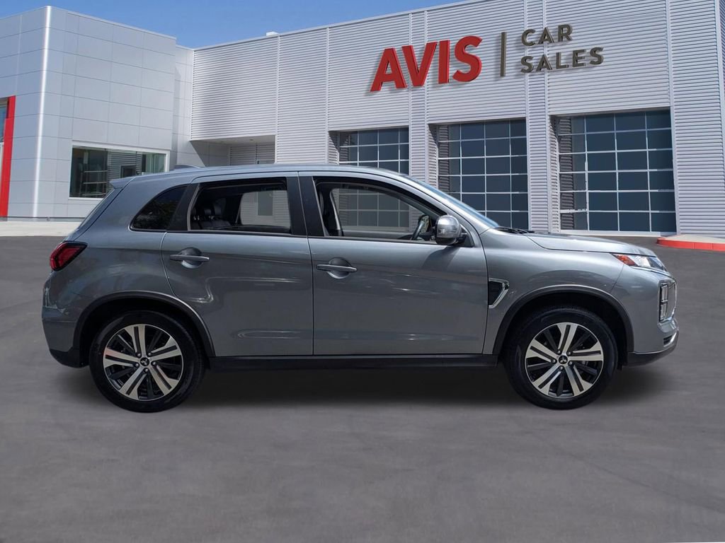 Used 2025 Mitsubishi Outlander Sport SE AWD/4WD image 5