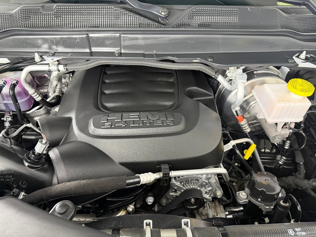 Used 2025 RAM 2500 Big Horn AWD/4WD image 33