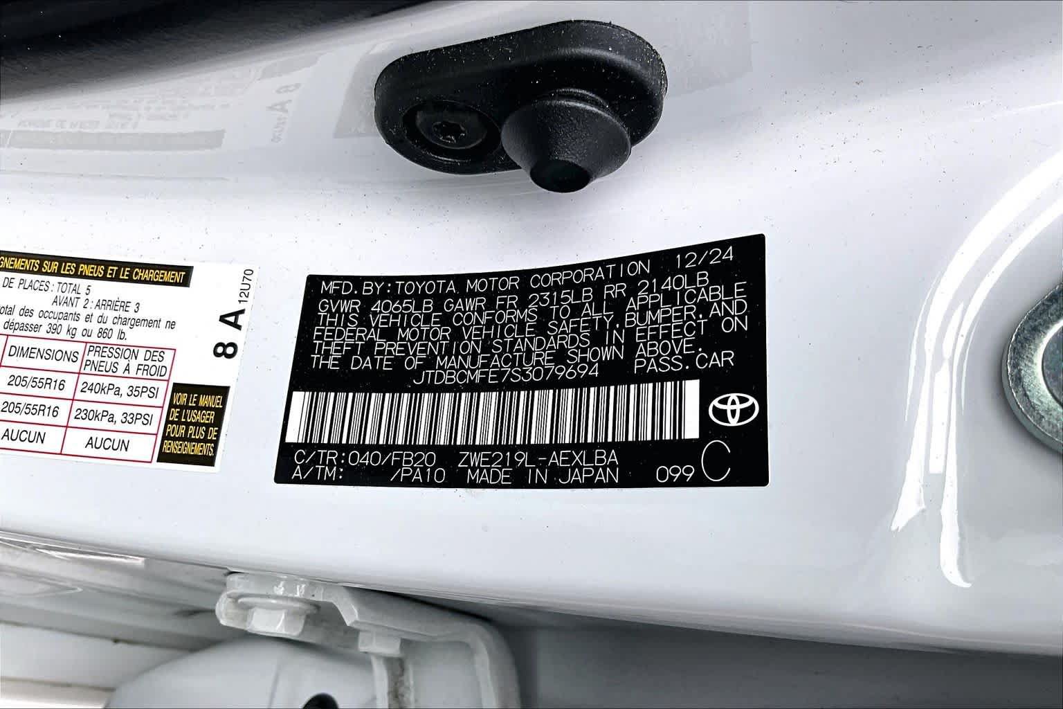 Used 2025 Toyota Corolla LE FWD image 34