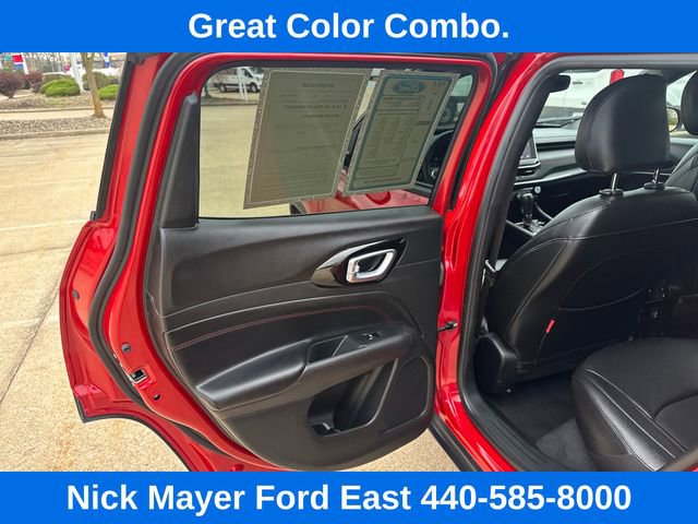 Used 2024 Jeep Compass Trailhawk AWD/4WD image 25