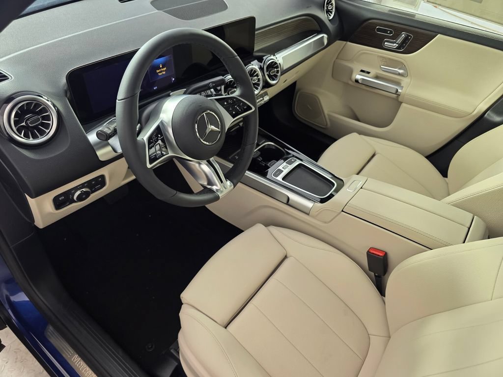 New 2026 Mercedes-Benz GLB 250 image 7