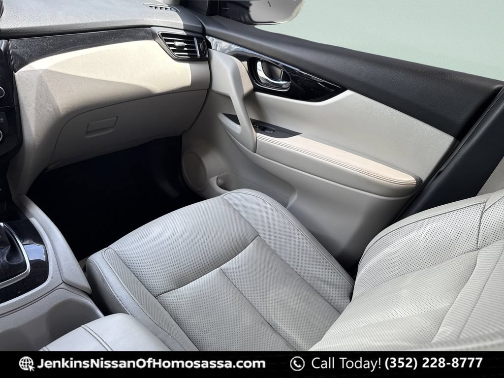 Certified 2021 Nissan Rogue Sport SL w/ Premium Package FWD image 26
