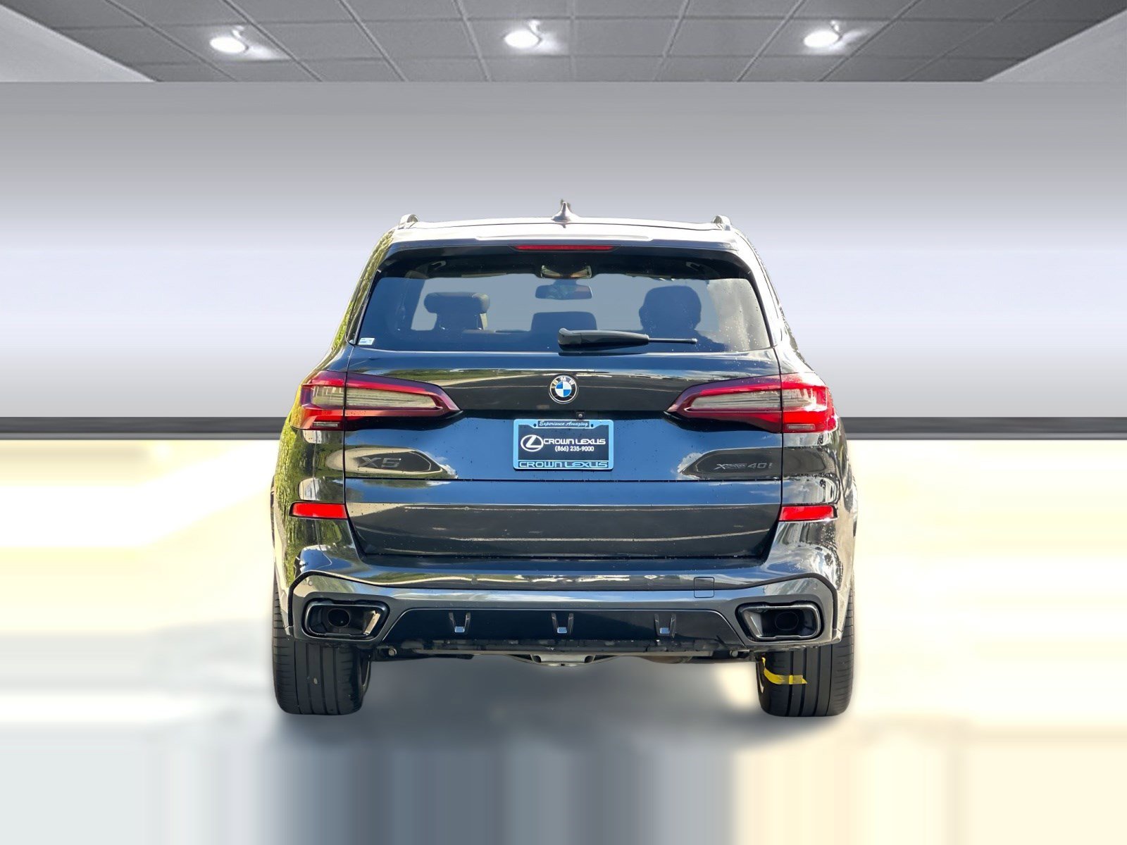 Used 2022 BMW X5 xDrive40i w/ M Sport Package image 10