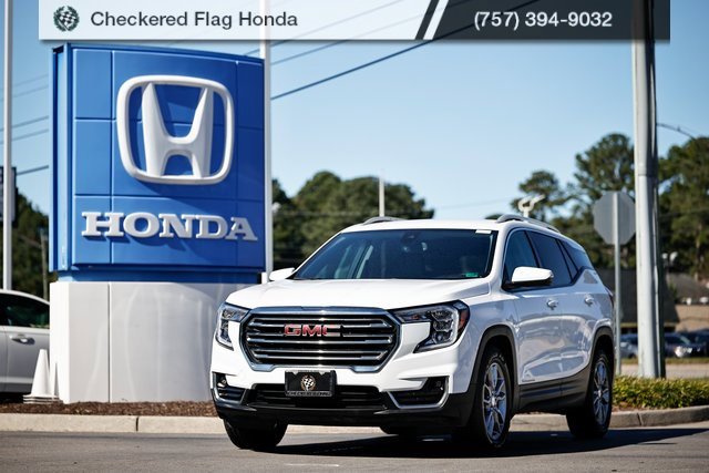 Used 2024 GMC Terrain SLT