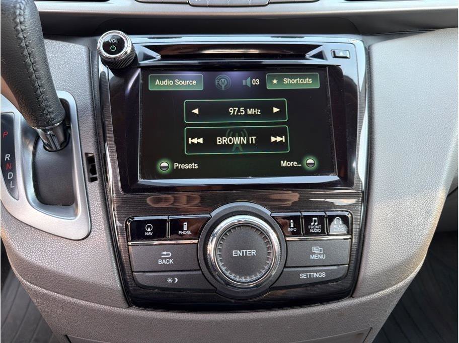 Used 2016 Honda Odyssey Touring image 23