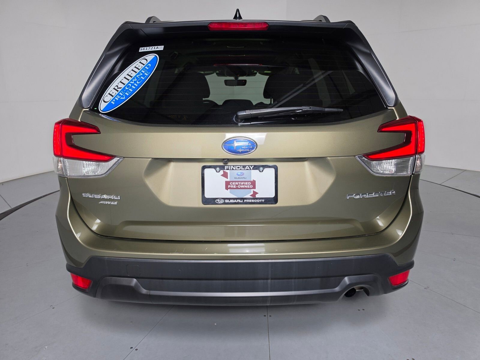 Certified 2024 Subaru Forester Premium AWD/4WD image 4