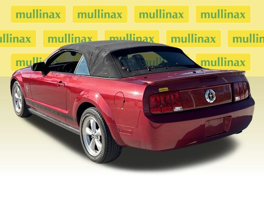 Used 2007 Ford Mustang Convertible image 9