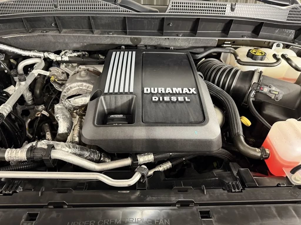 Used 2021 GMC Sierra 1500 AT4 w/ AT4 Preferred Package AWD/4WD image 11