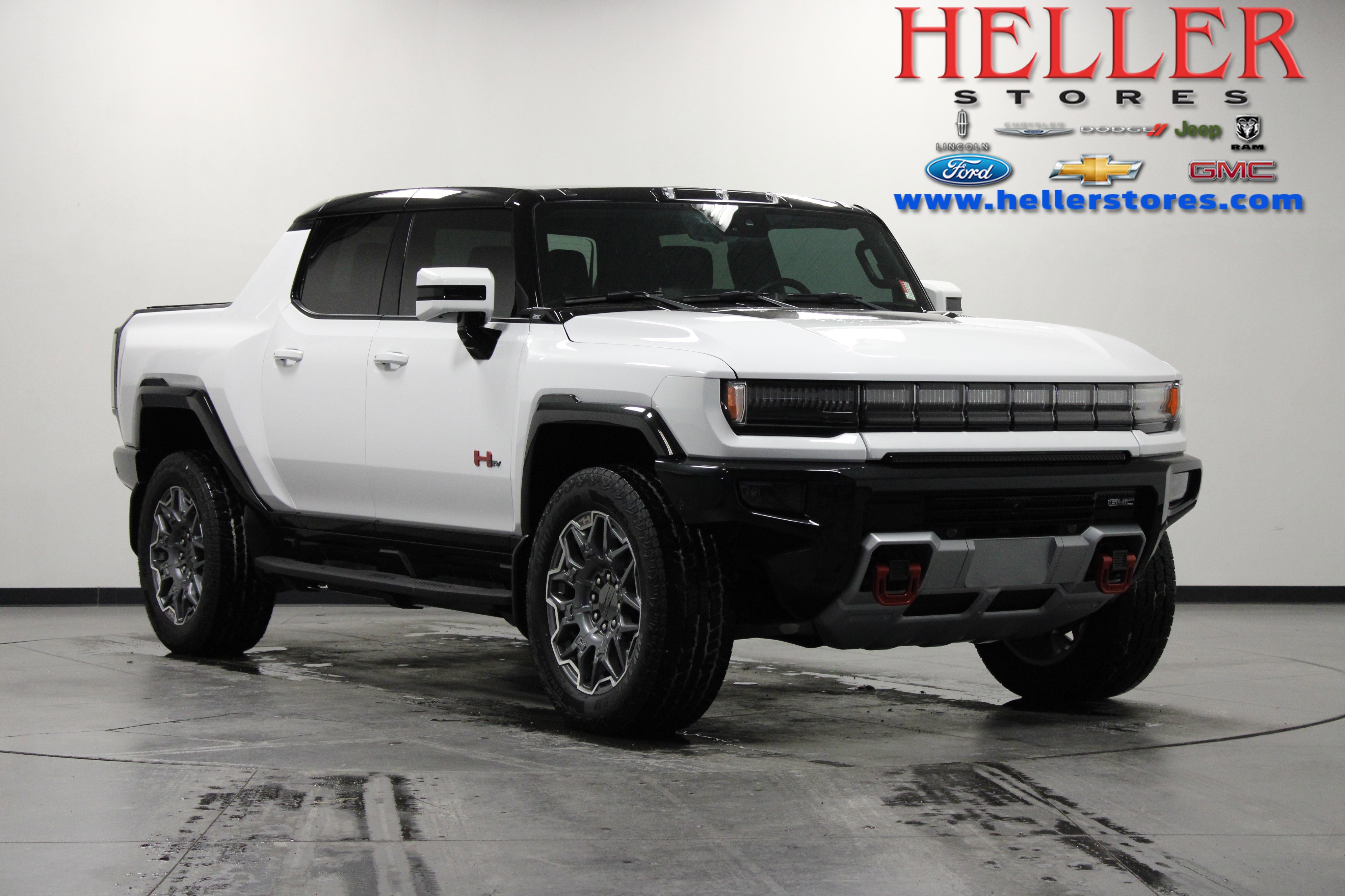Used 2025 GMC Hummer EV 2X w/ LPO, Sport Package image 1