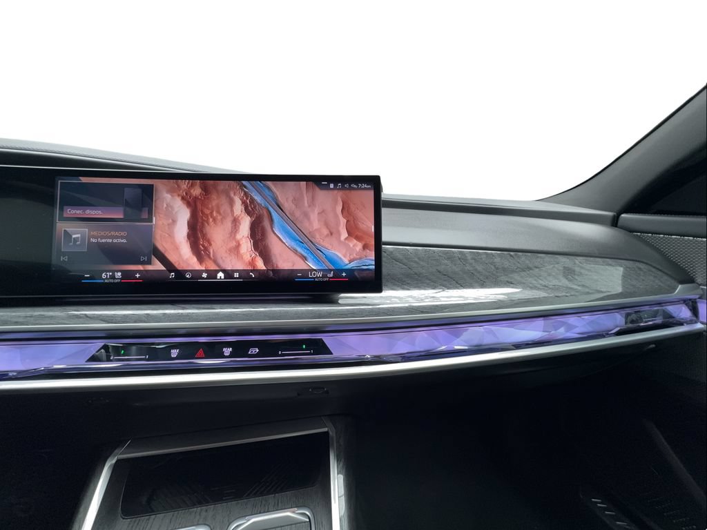 Used 2024 BMW 740i RWD image 47