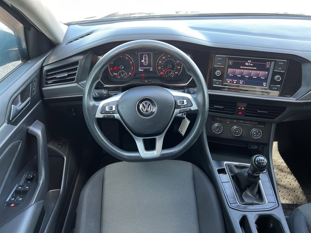 Used 2019 Volkswagen Jetta S image 17