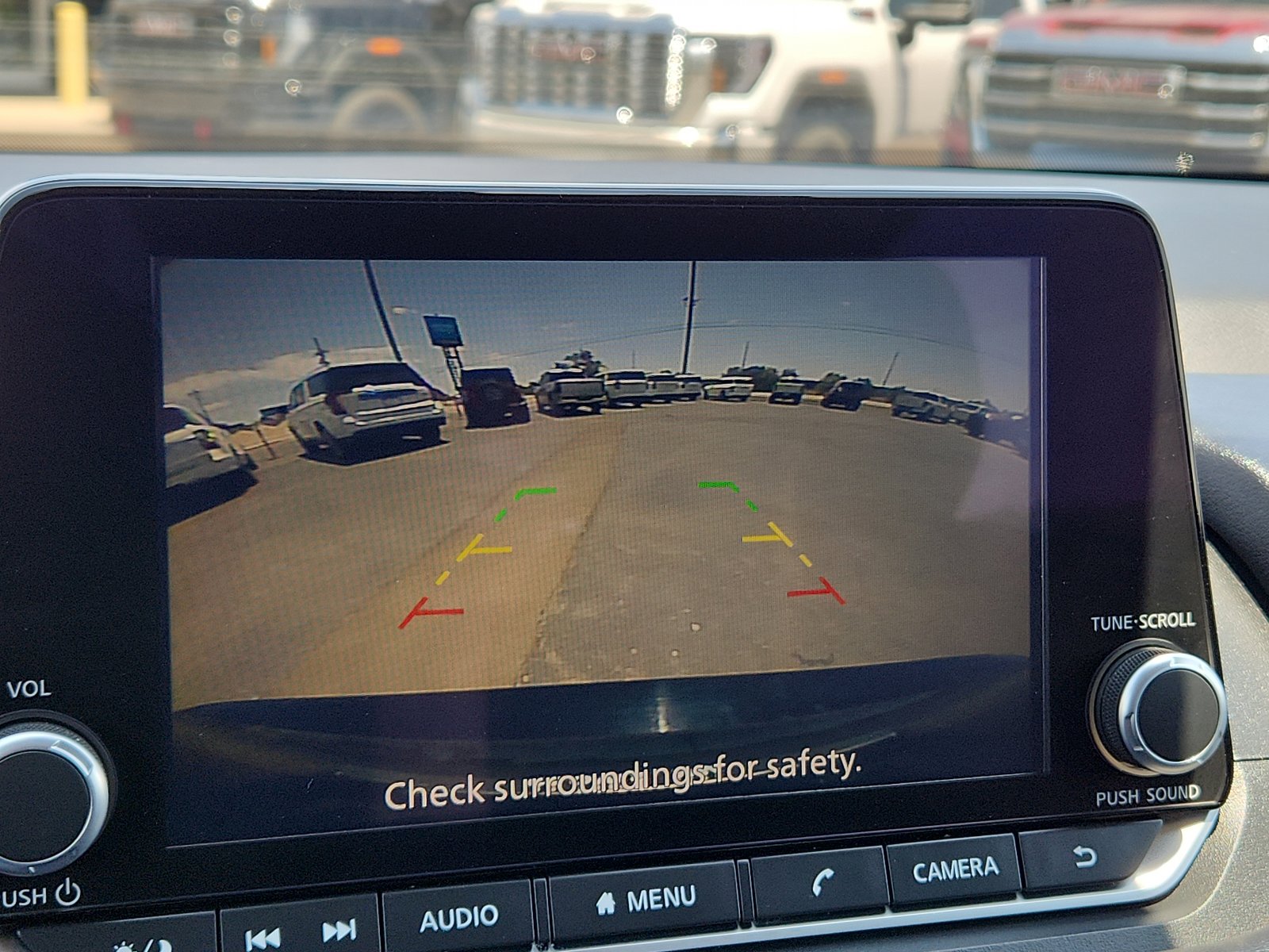 Used 2025 Nissan Rogue SV FWD image 14