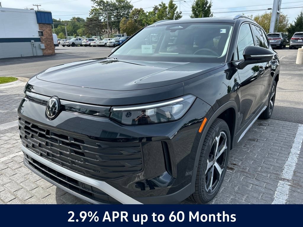 New 2025 Volkswagen Tiguan SE