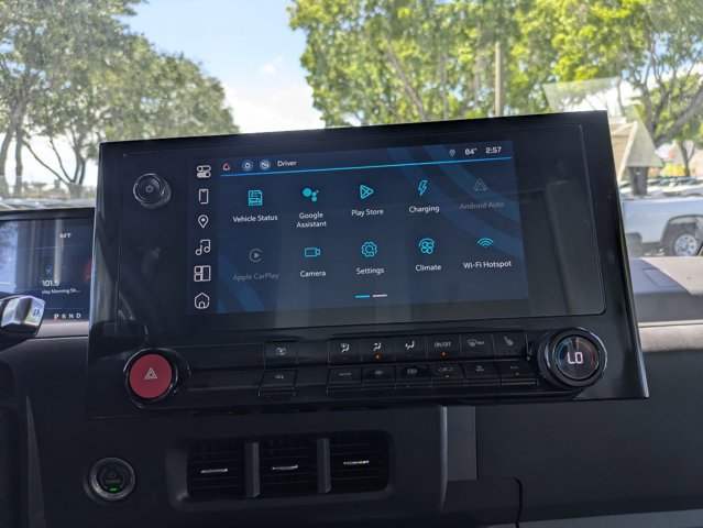 Used 2024 Chevrolet Brightdrop 600 w/ Battery Pack, Max Range AWD/4WD image 11