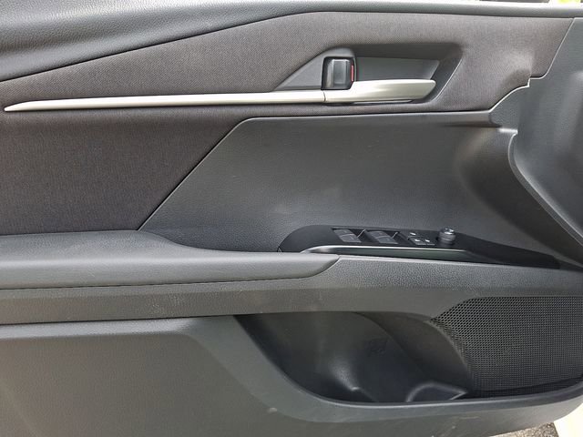 Used 2025 Toyota Camry LE FWD image 14