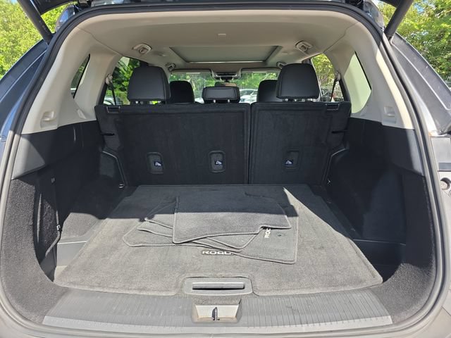 Used 2023 Nissan Rogue SV w/ SV Premium B Package FWD image 38