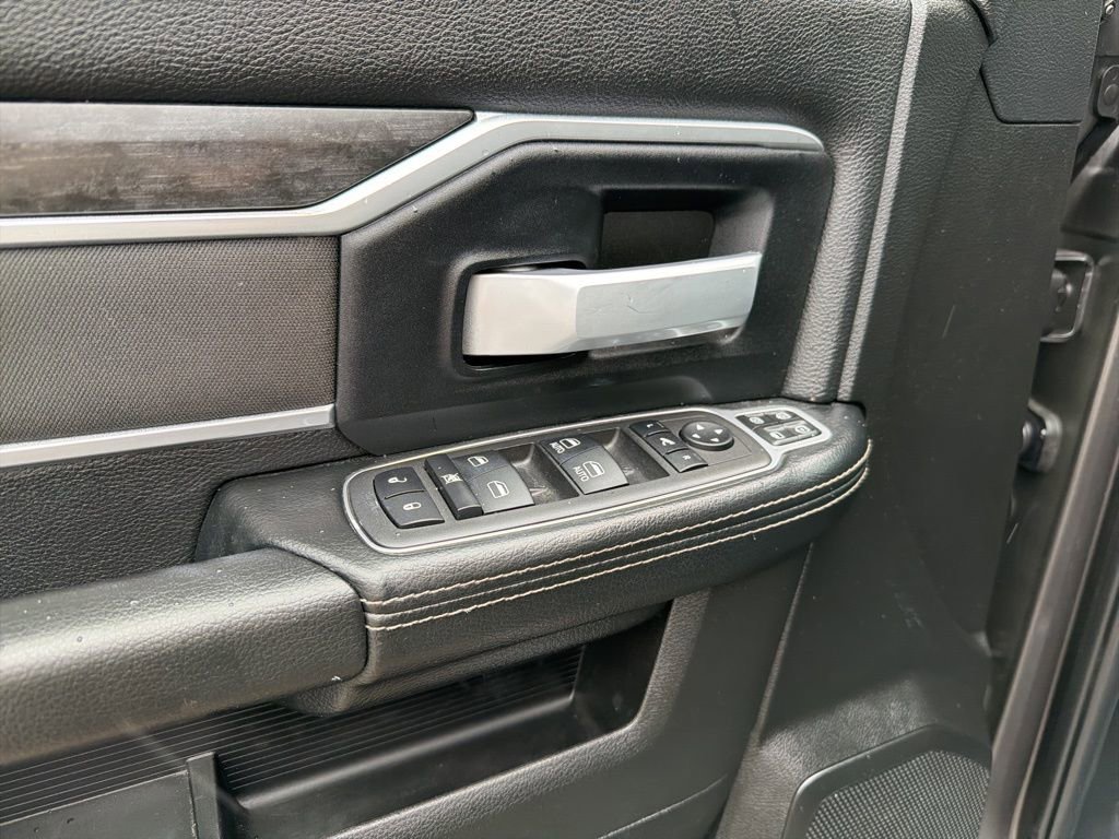 Used 2024 RAM 2500 Big Horn AWD/4WD image 15