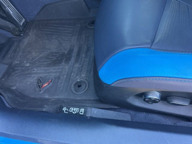 Used 2023 Chevrolet Corvette Stingray Premium Conv w/ Z51 Performance Package image 17