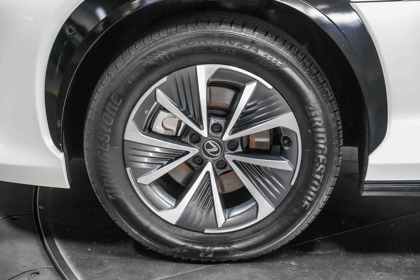 Used 2023 Lexus RZ 450e Premium w/ Technology Package AWD/4WD image 9
