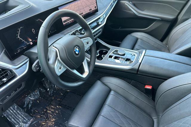 Used 2025 BMW X7 xDrive40i AWD/4WD image 9