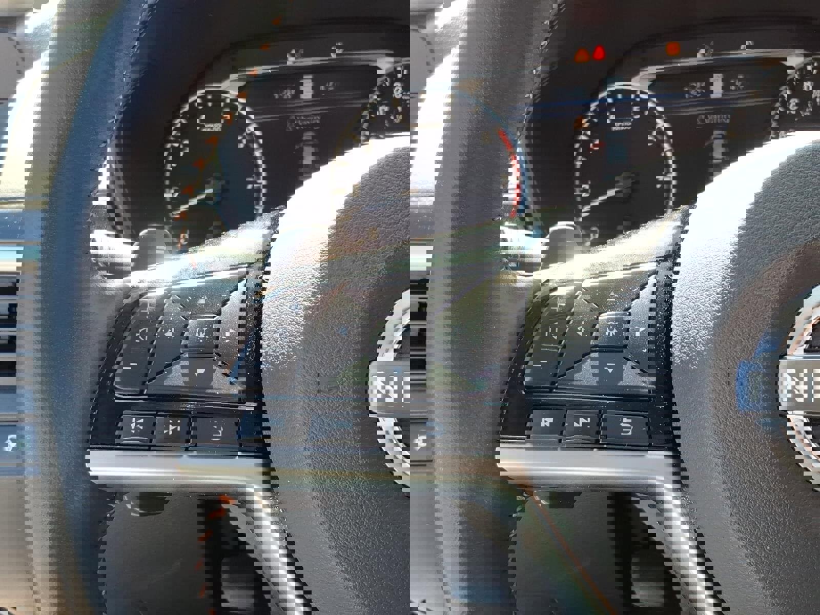 Used 2023 Nissan Altima 2.0 SR image 15