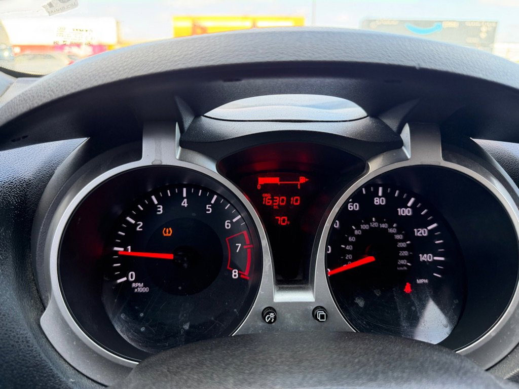 Used 2016 Nissan Juke SV FWD image 7