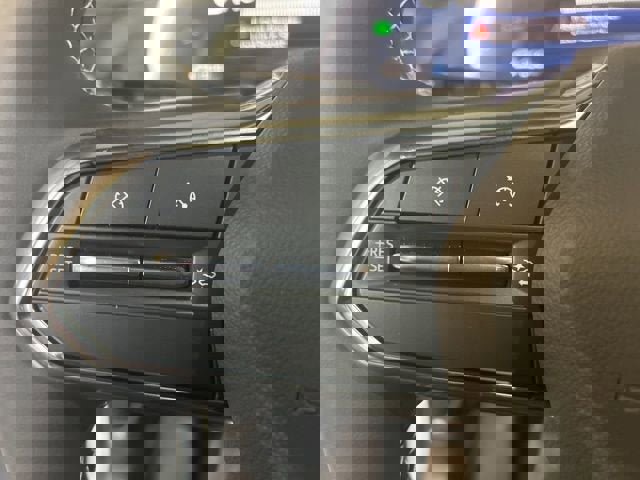 New 2025 Chevrolet Equinox EV LT image 15