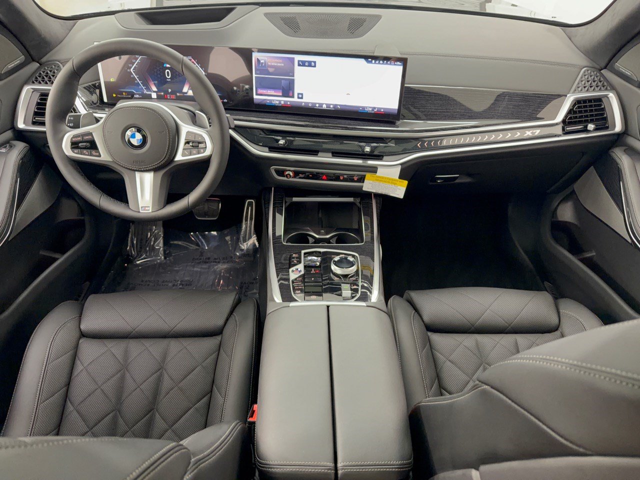 New 2027 BMW X7 xDrive40i w/ M Sport Package AWD/4WD image 17