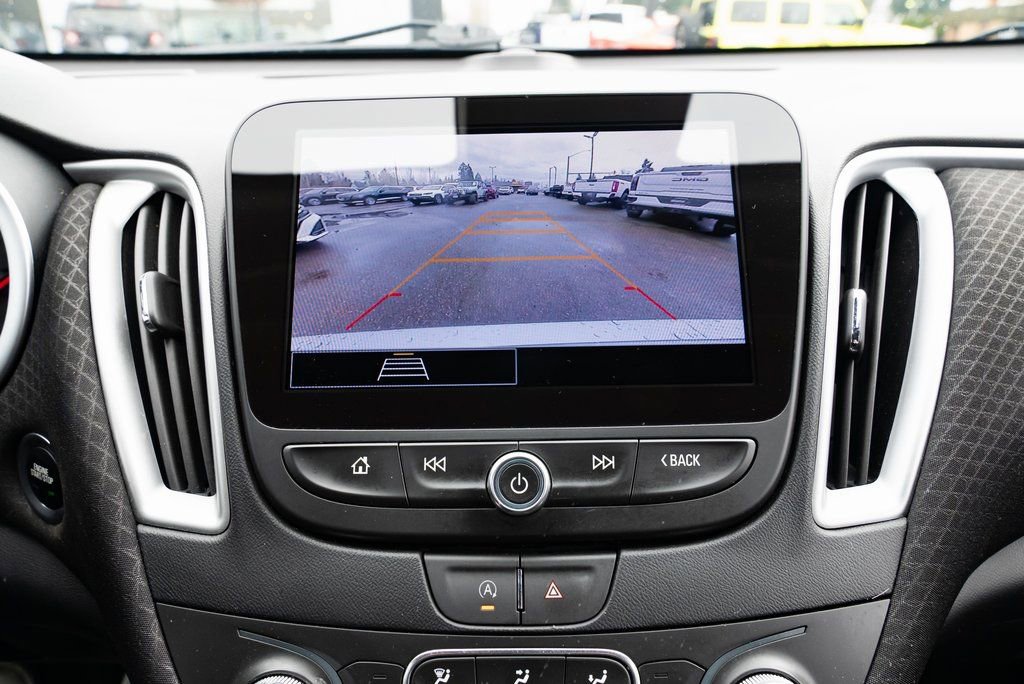 Used 2023 Chevrolet Malibu LT FWD image 14