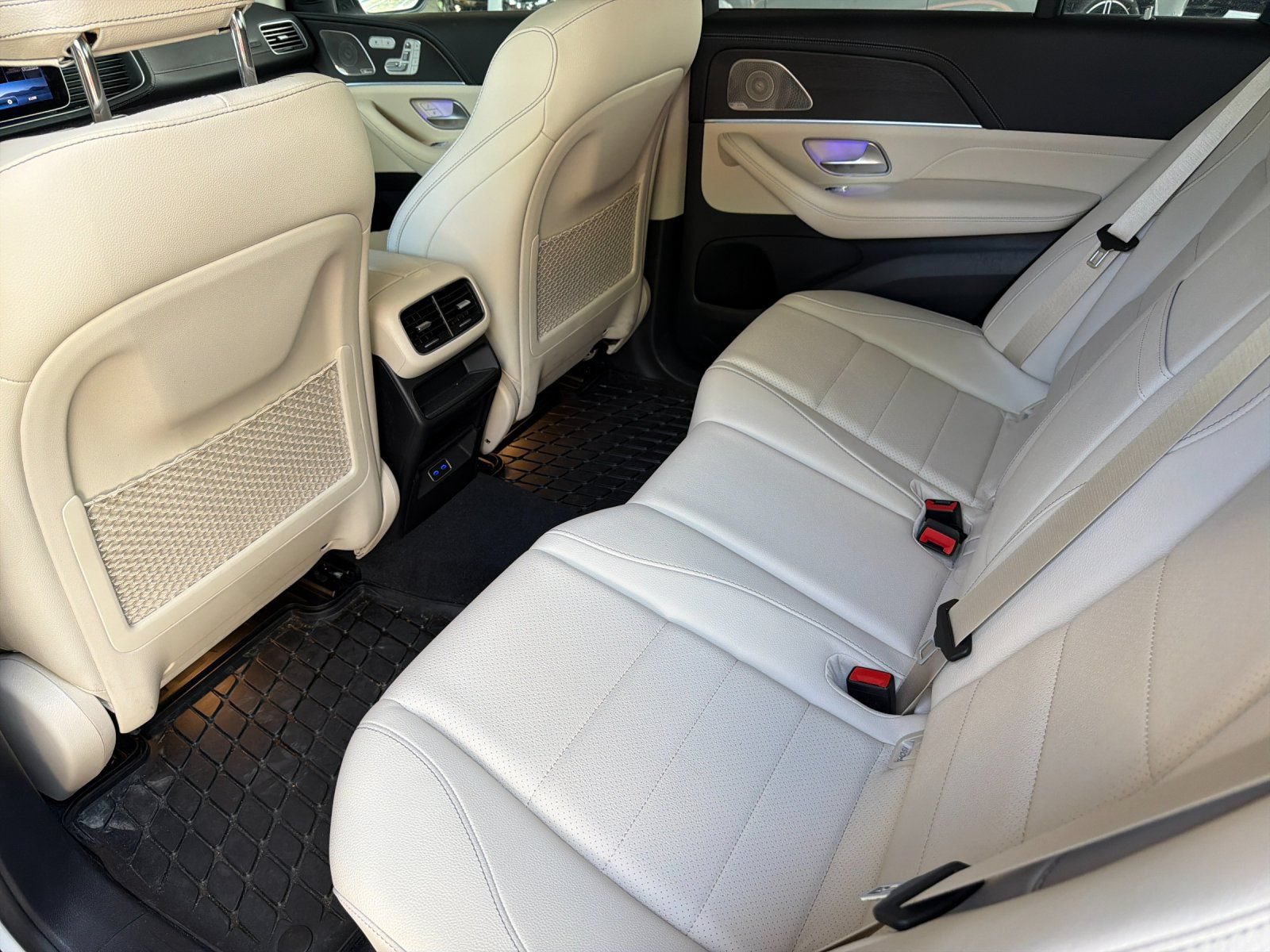 Used 2024 Mercedes-Benz GLE 350 4MATIC image 11