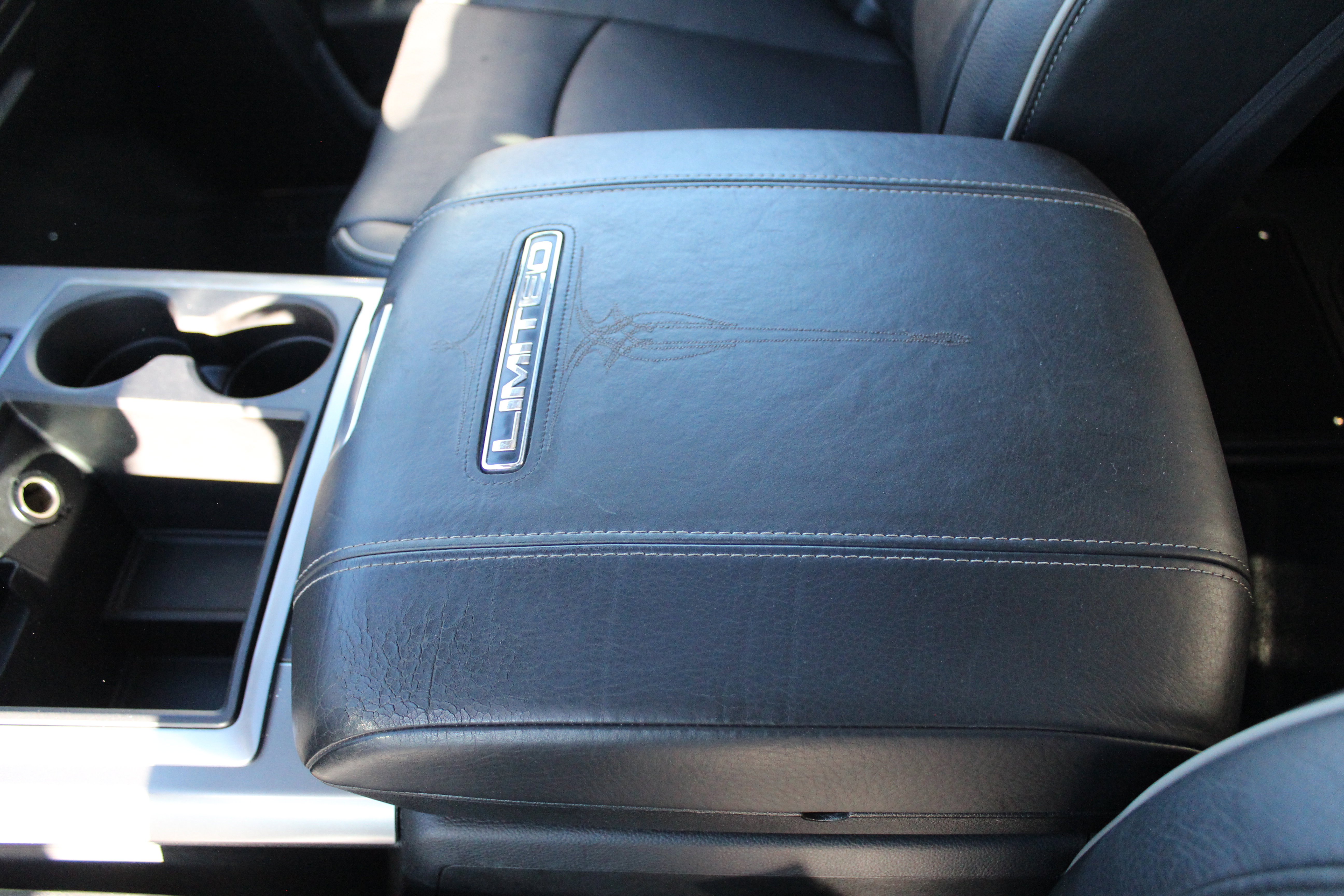 Used 2014 RAM 1500 Limited image 9