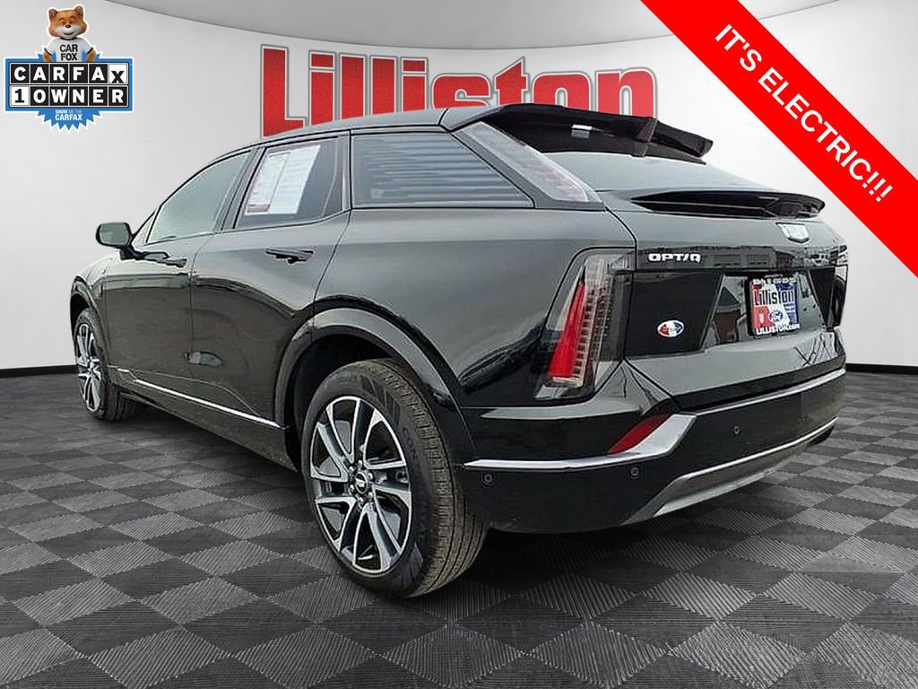 Used 2025 Cadillac Optiq Sport 1 image 4