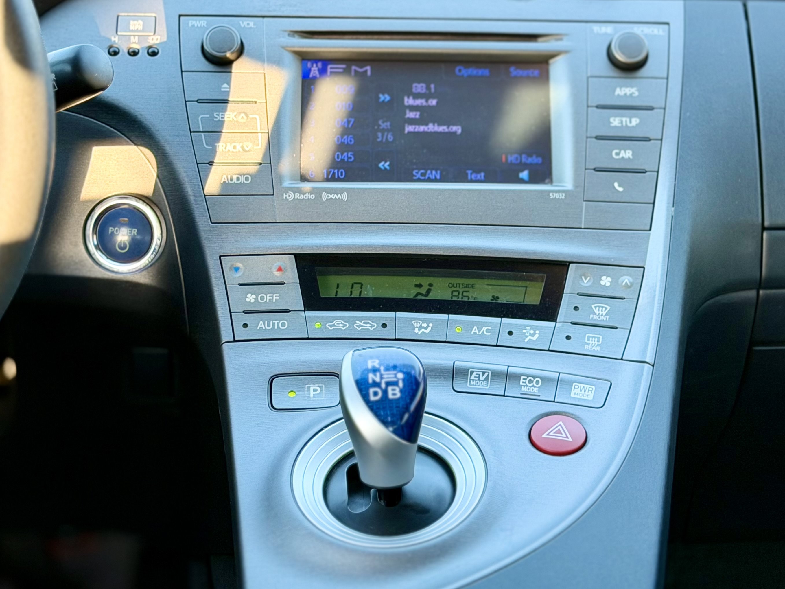 Used 2014 Toyota Prius Three FWD image 30