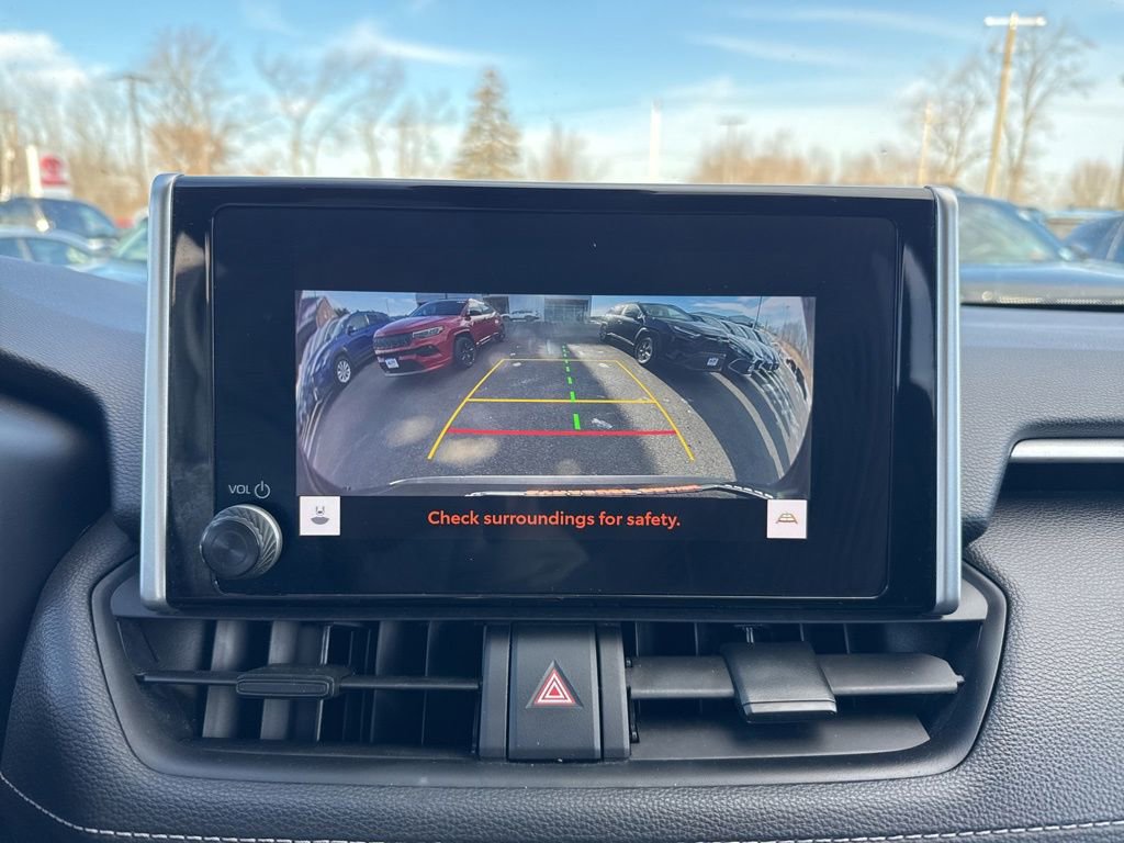 Used 2023 Toyota RAV4 LE image 22