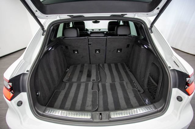 Used 2015 Porsche Macan Turbo image 40
