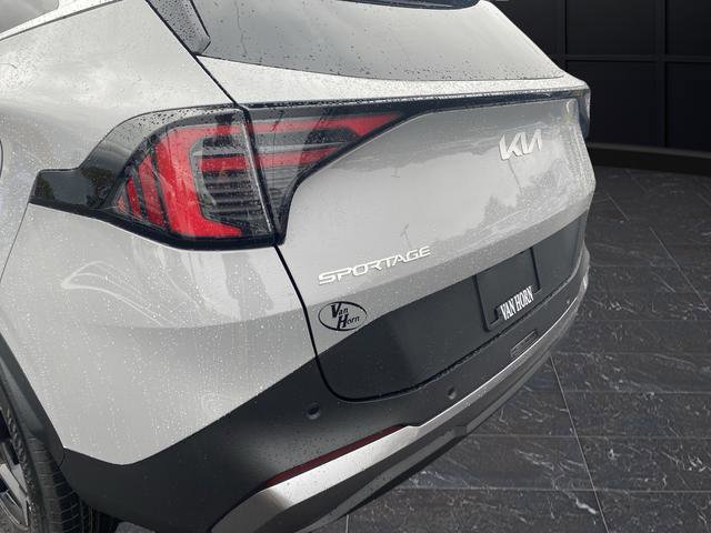 New 2026 Kia Sportage EX w/ EX Panorama Roof Package image 39