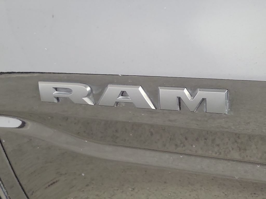 Used 2025 RAM 1500 Big Horn RWD image 8