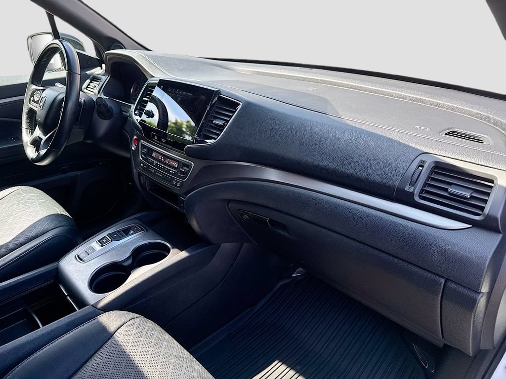 Used 2021 Honda Passport EX-L image 25