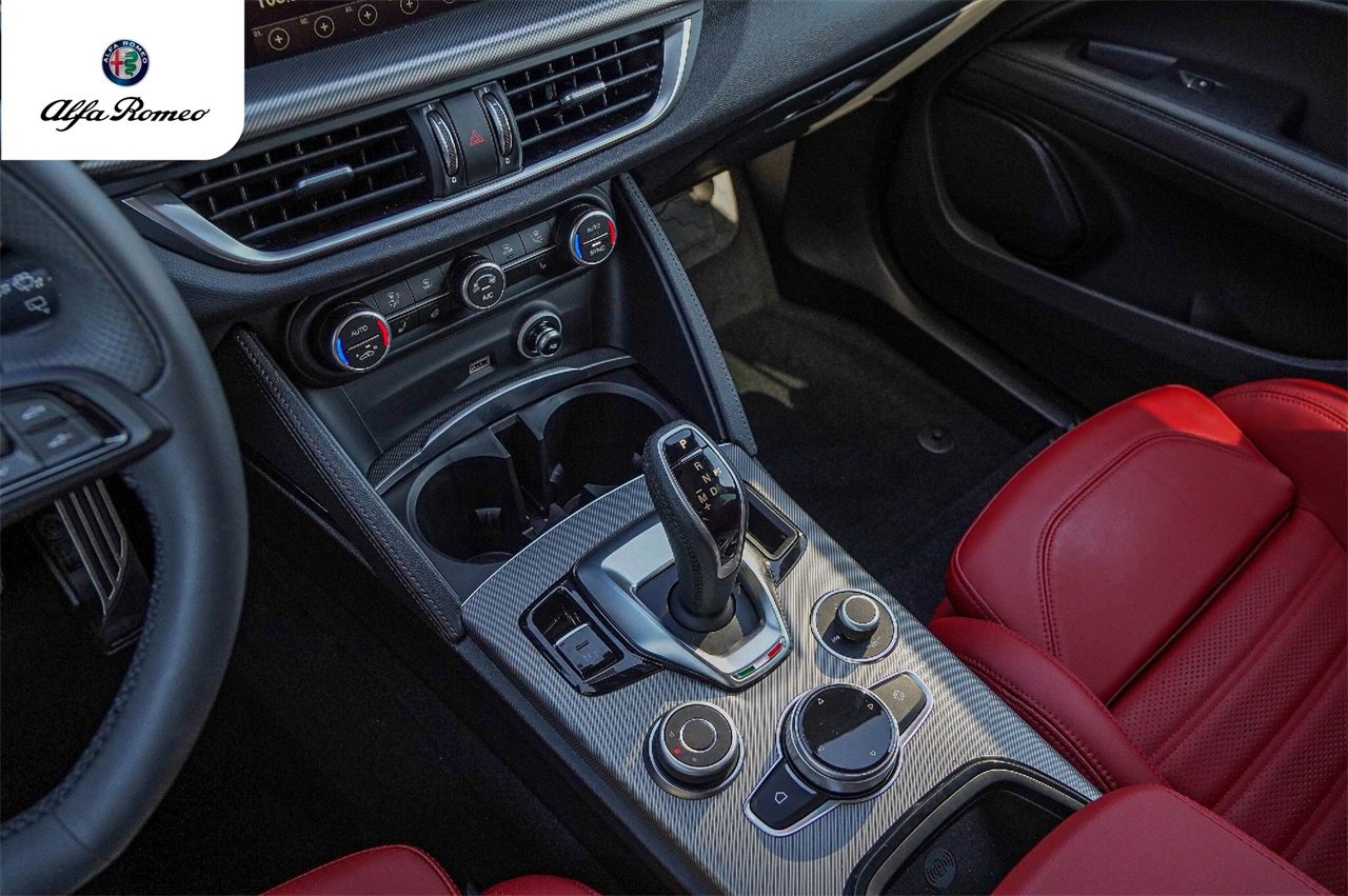 New 2025 Alfa Romeo Stelvio Sprint w/ Veloce Package image 14