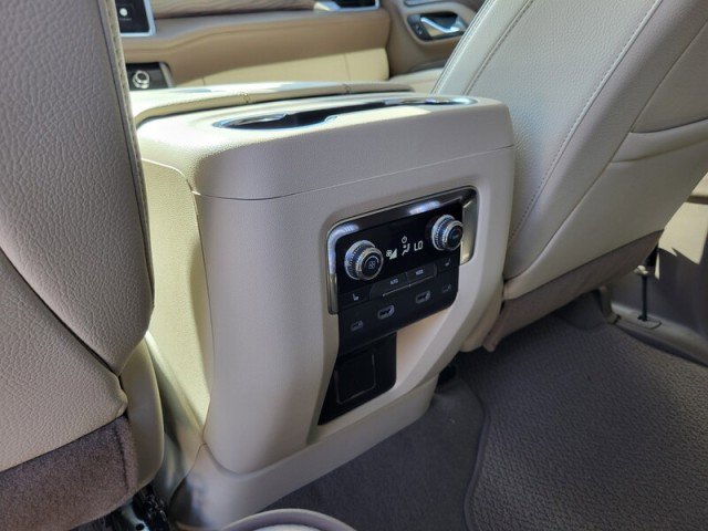 Used 2024 GMC Yukon Denali image 31