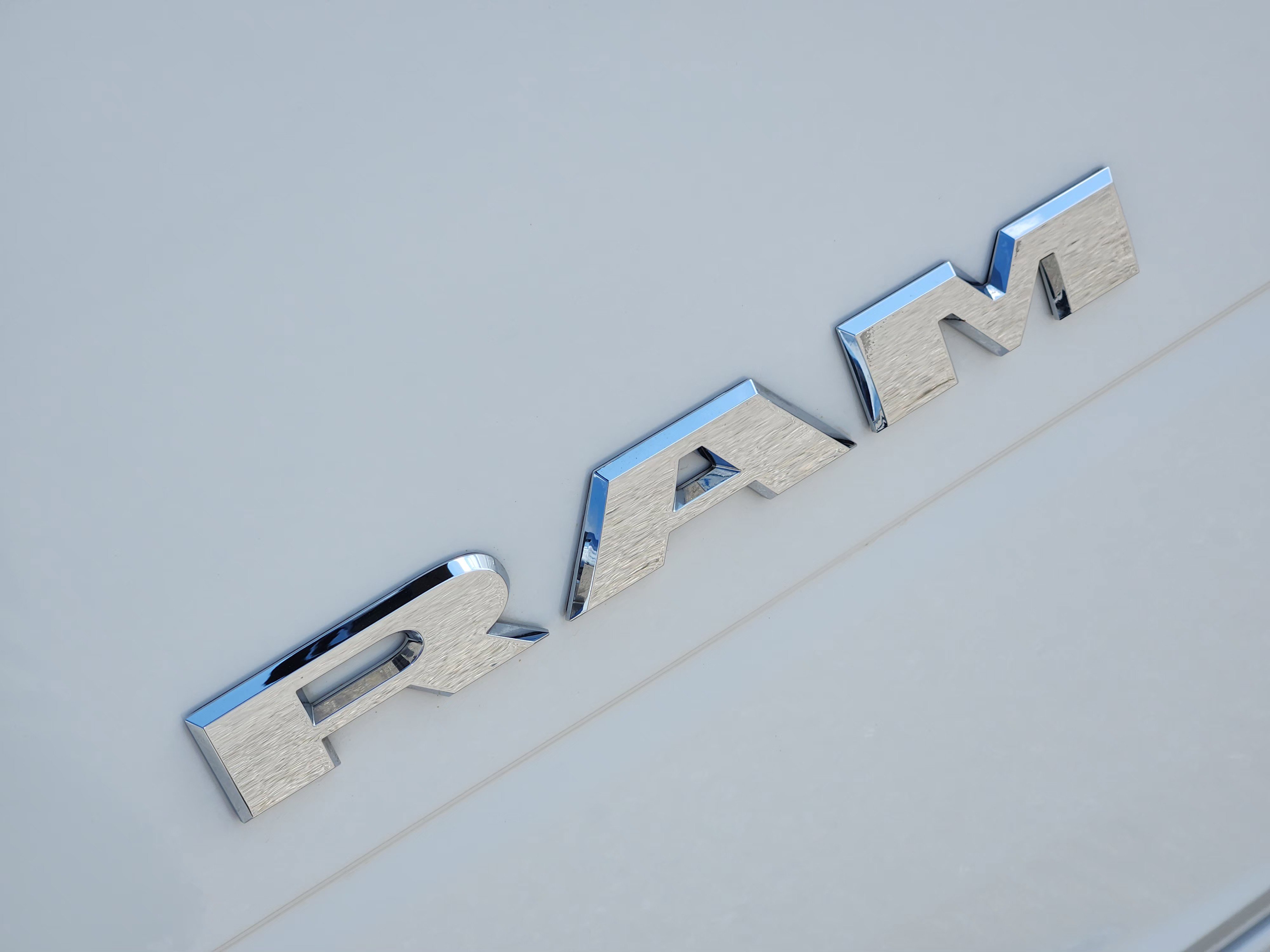 Used 2025 RAM 2500 Big Horn AWD/4WD image 12