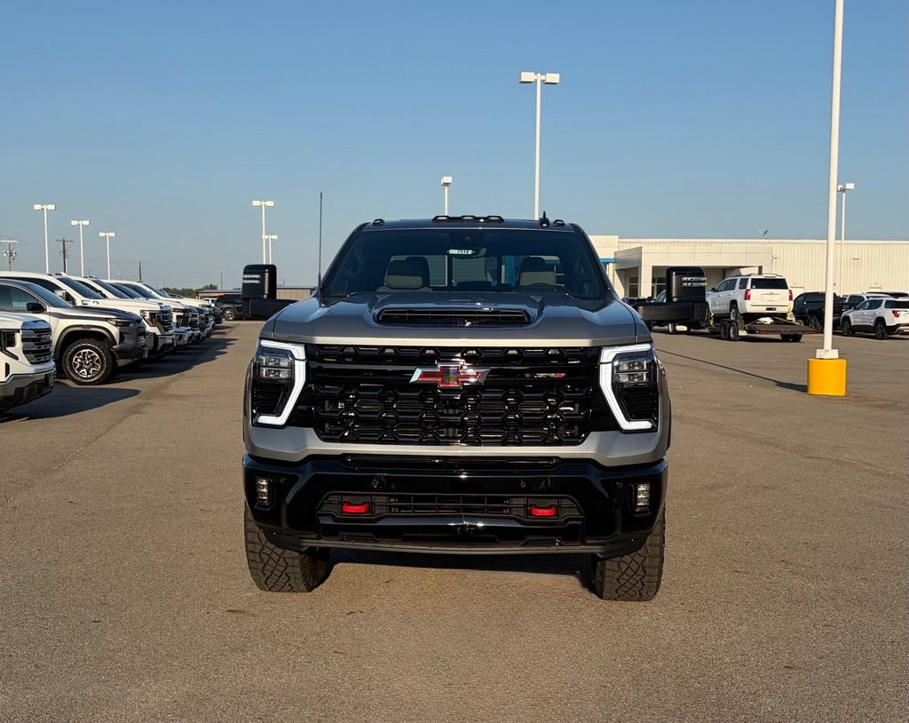 New 2026 Chevrolet Silverado 2500 ZR2 AWD/4WD image 8