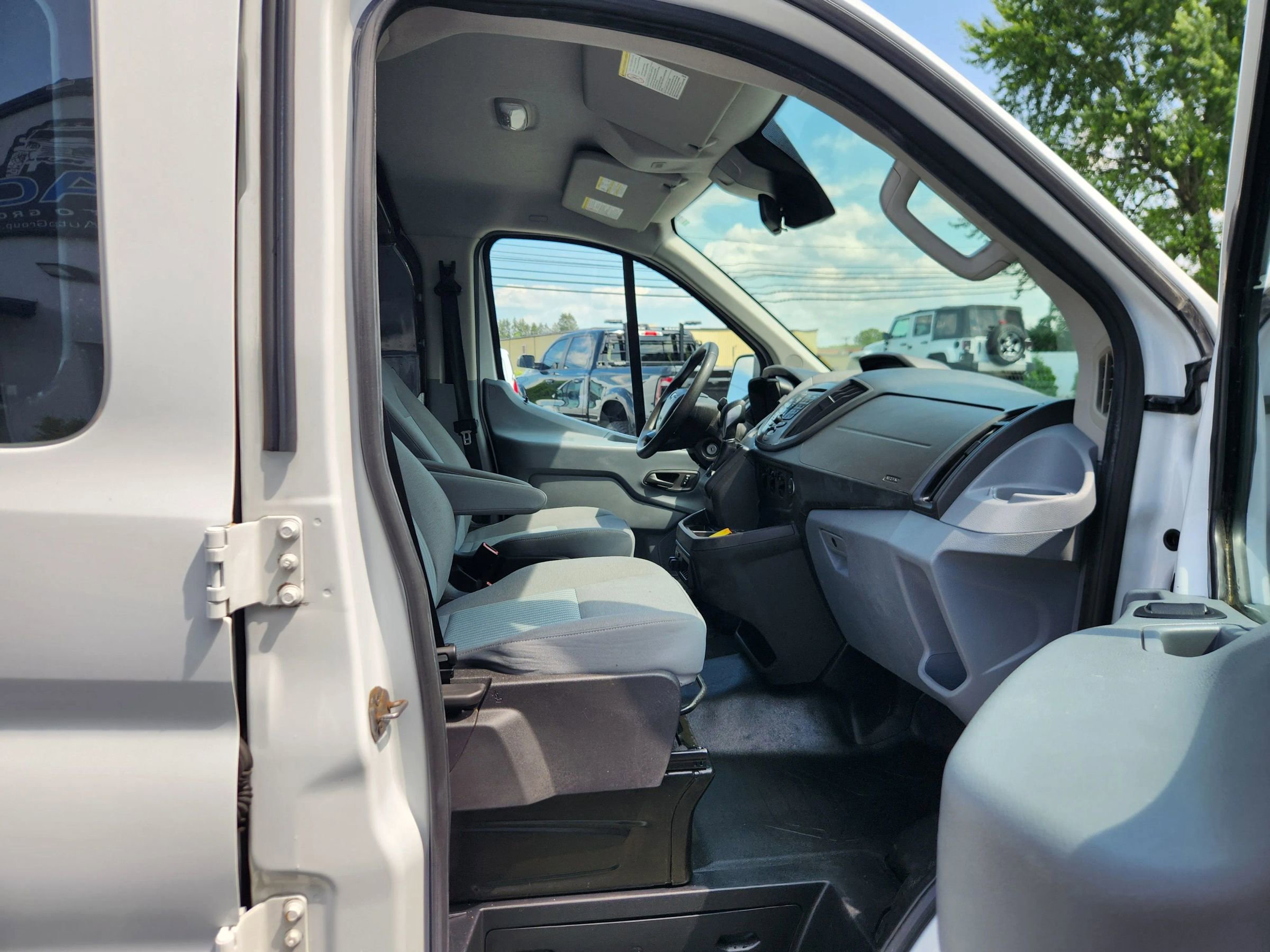 Used 2018 Ford Transit 250 130 Low Roof w/ Interior Upgrade Package image 43