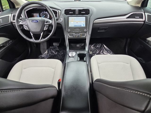 Certified 2020 Ford Fusion SE w/ Equipment Group 151A FWD image 15